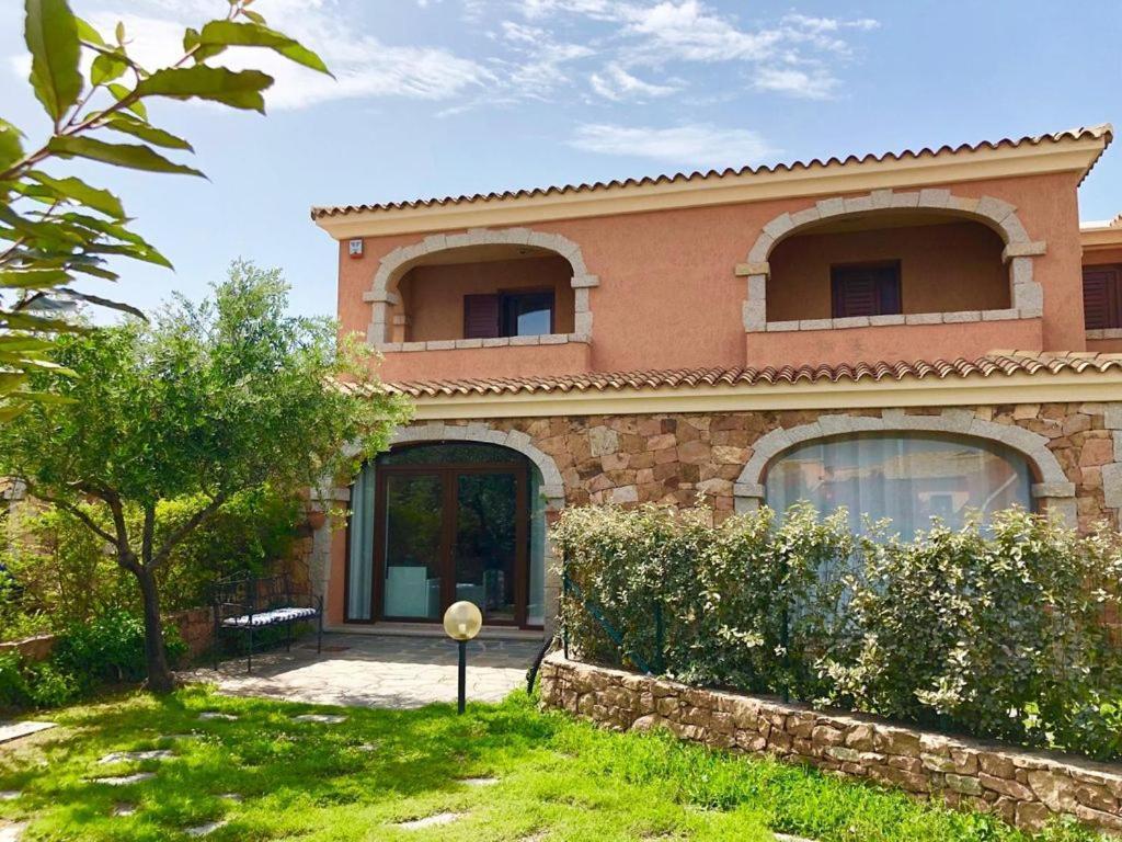 Villetta Il Corallo San Teodoro  Exterior photo
